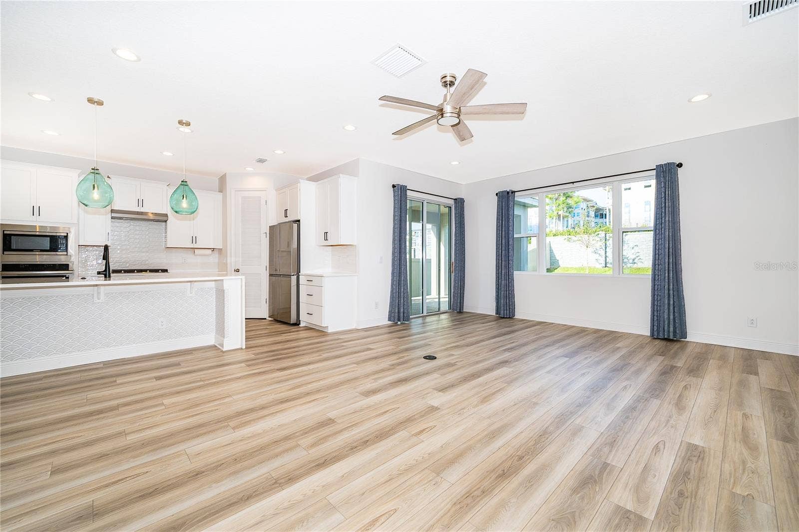 380 LEMONGRASS ROAD, Minneola, FL 34715