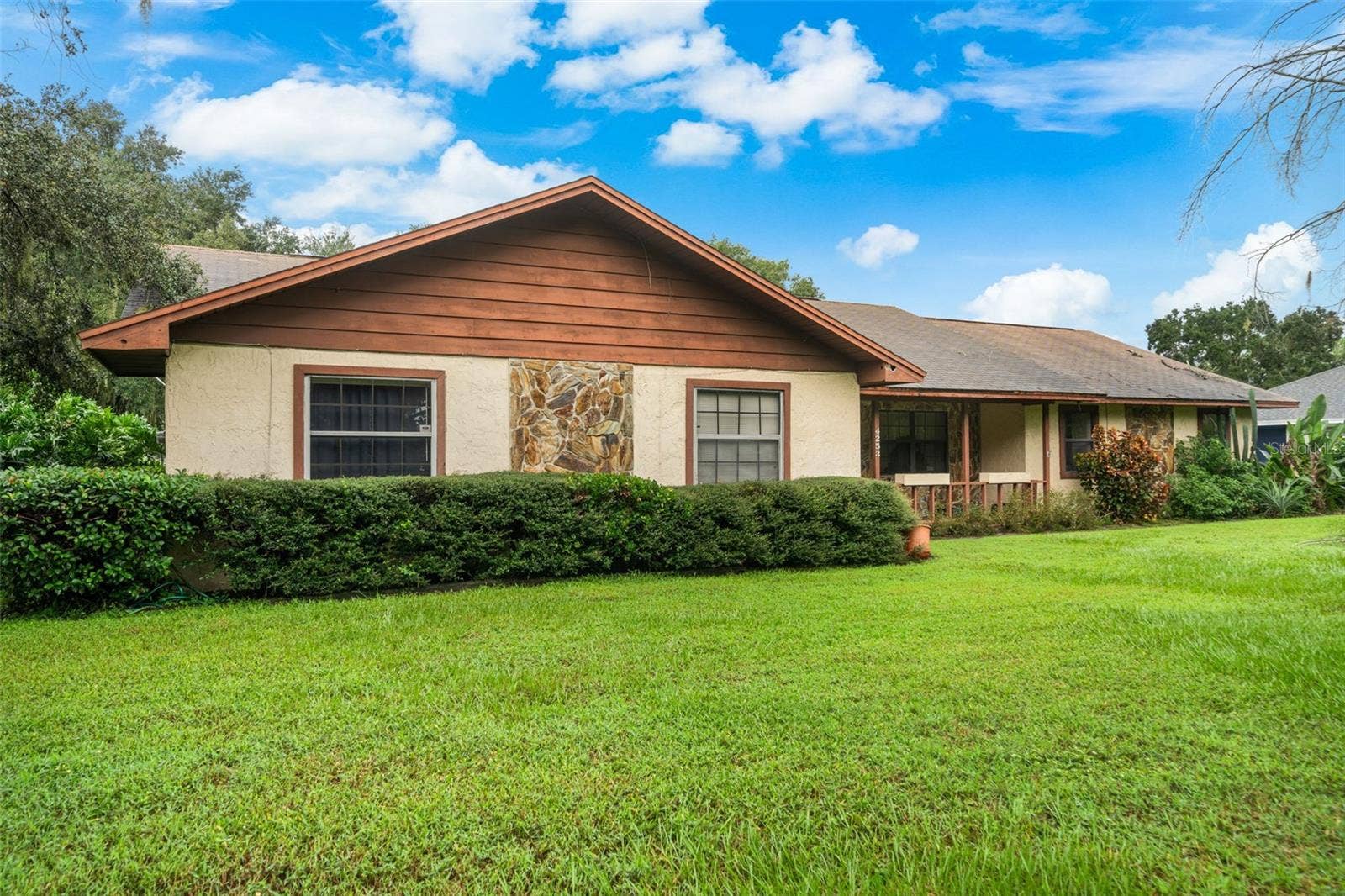 4253 STAFFORD DRIVE, Winter Haven, FL 33880 4253 STAFFORD DRIVE, Winter Haven, FL 33880