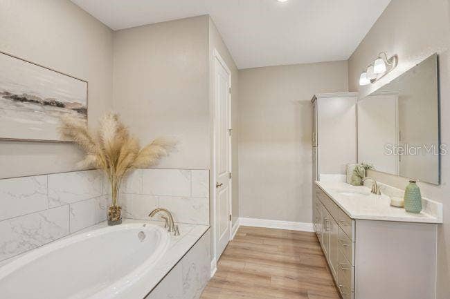 10 ELDER COURT W, Homosassa, FL 34446 Model home - actual features may vary.