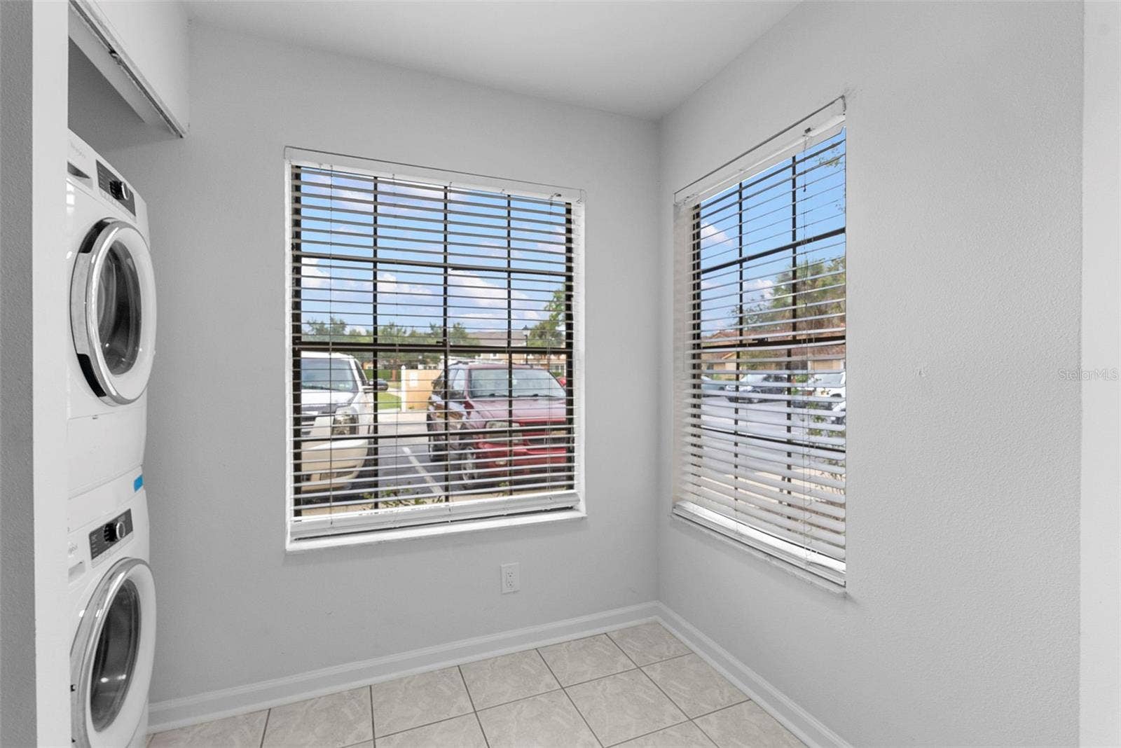 1156 N FAIRWAY DRIVE, #1156, Apopka, FL 32712