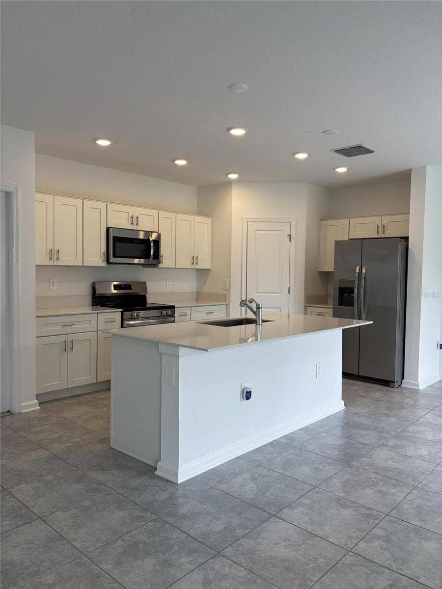 1338 DEEPWATER CIRCLE, Eagle Lake, FL 33839