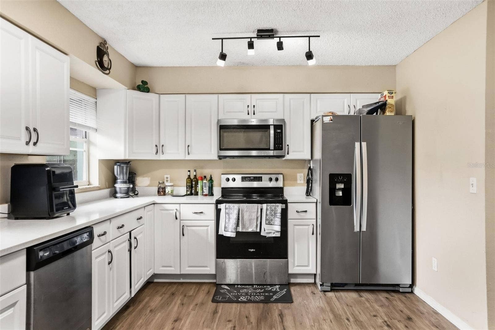 7008 HOLLY STREET, Mount Dora, FL 32757 7008 HOLLY STREET, Mount Dora, FL 32757