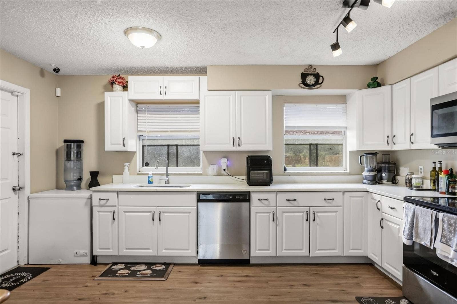 7008 HOLLY STREET, Mount Dora, FL 32757 7008 HOLLY STREET, Mount Dora, FL 32757