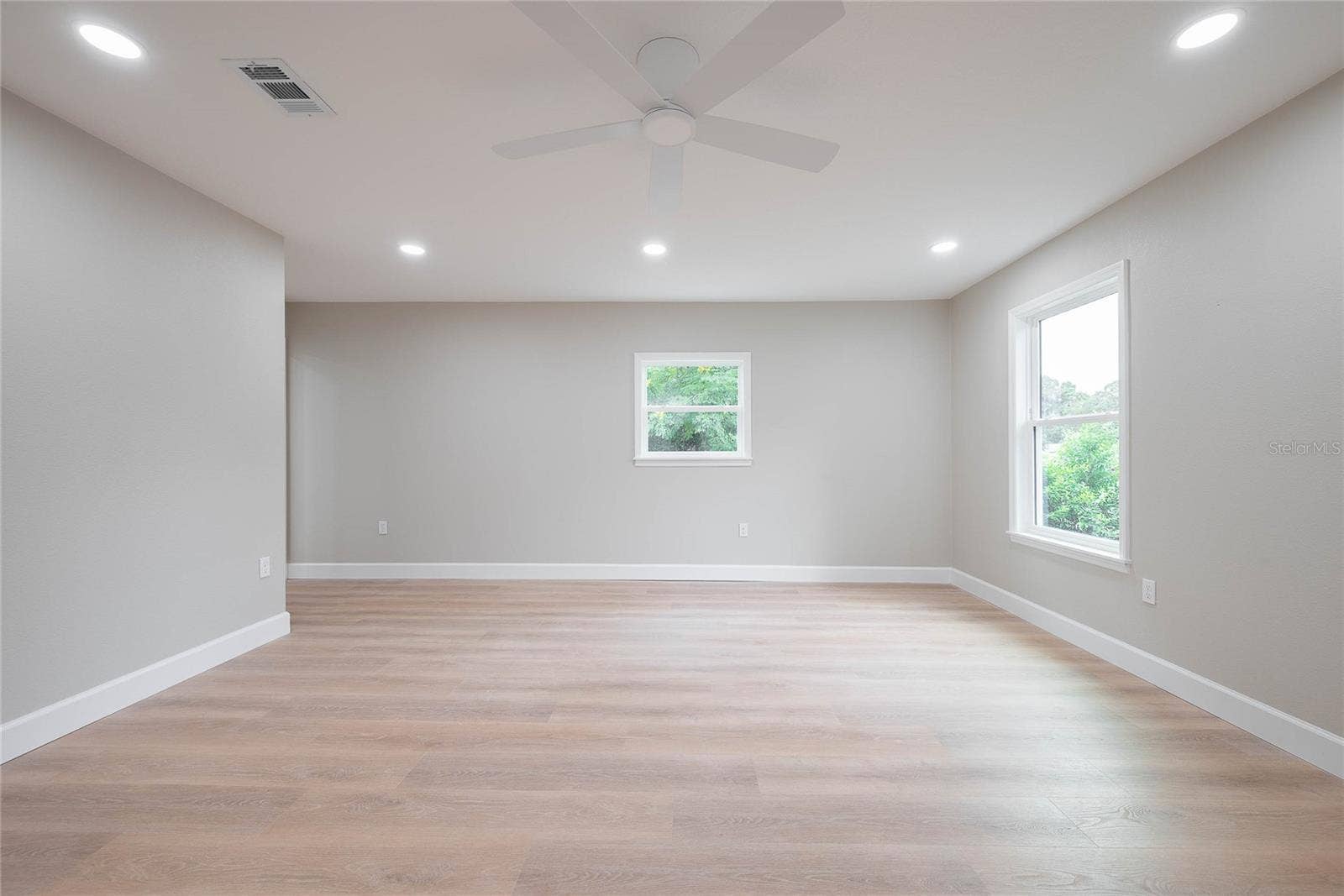 341 E CITRUS STREET, Altamonte Springs, FL 32701 341 E CITRUS STREET, Altamonte Springs, FL 32701