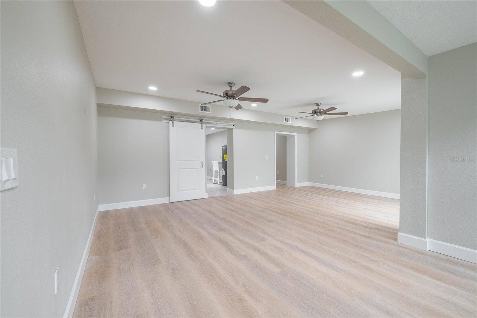 341 E CITRUS STREET, Altamonte Springs, FL 32701 341 E CITRUS STREET, Altamonte Springs, FL 32701