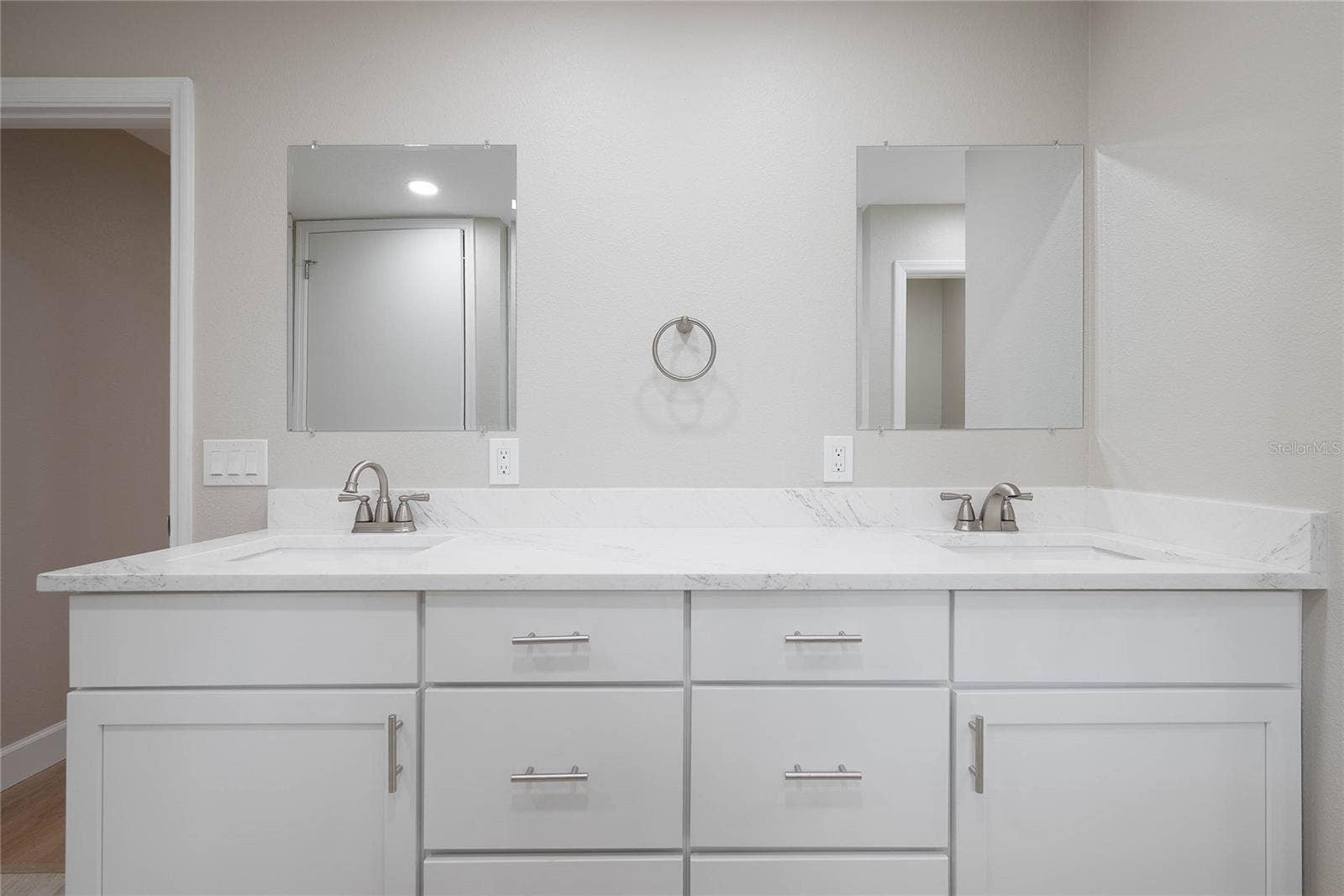 341 E CITRUS STREET, Altamonte Springs, FL 32701 341 E CITRUS STREET, Altamonte Springs, FL 32701