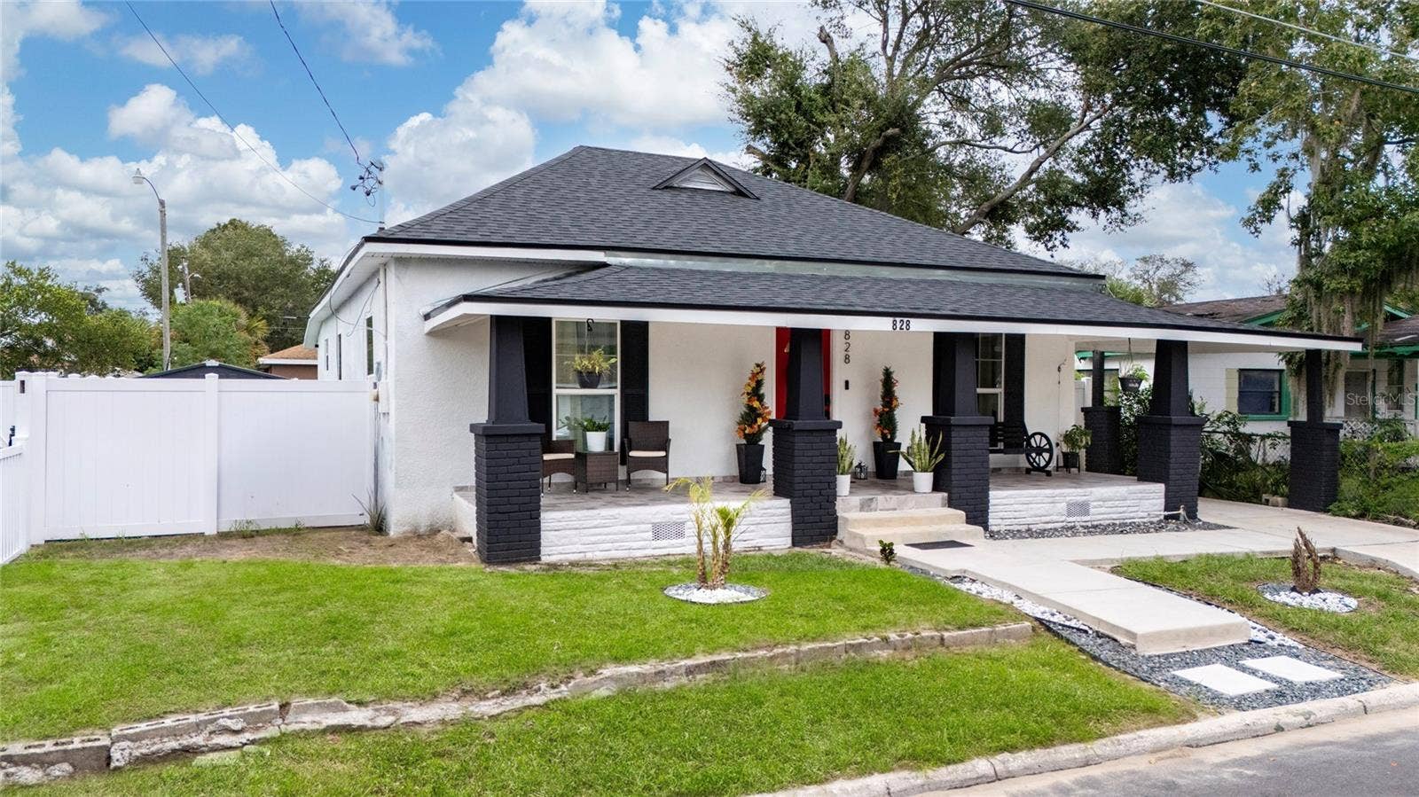 828 N SCOTT AVENUE, Lakeland, FL 33815 828 N SCOTT AVENUE, Lakeland, FL 33815