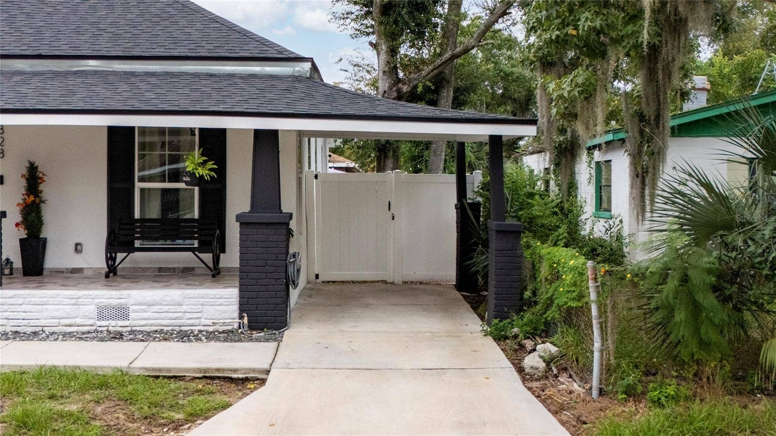 828 N SCOTT AVENUE, Lakeland, FL 33815 828 N SCOTT AVENUE, Lakeland, FL 33815