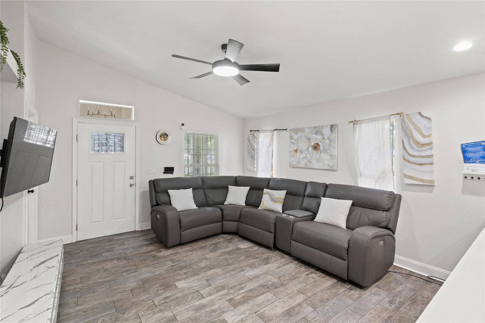 4453 CONLEY ST, Orlando, FL 32811 4453 CONLEY ST, Orlando, FL 32811