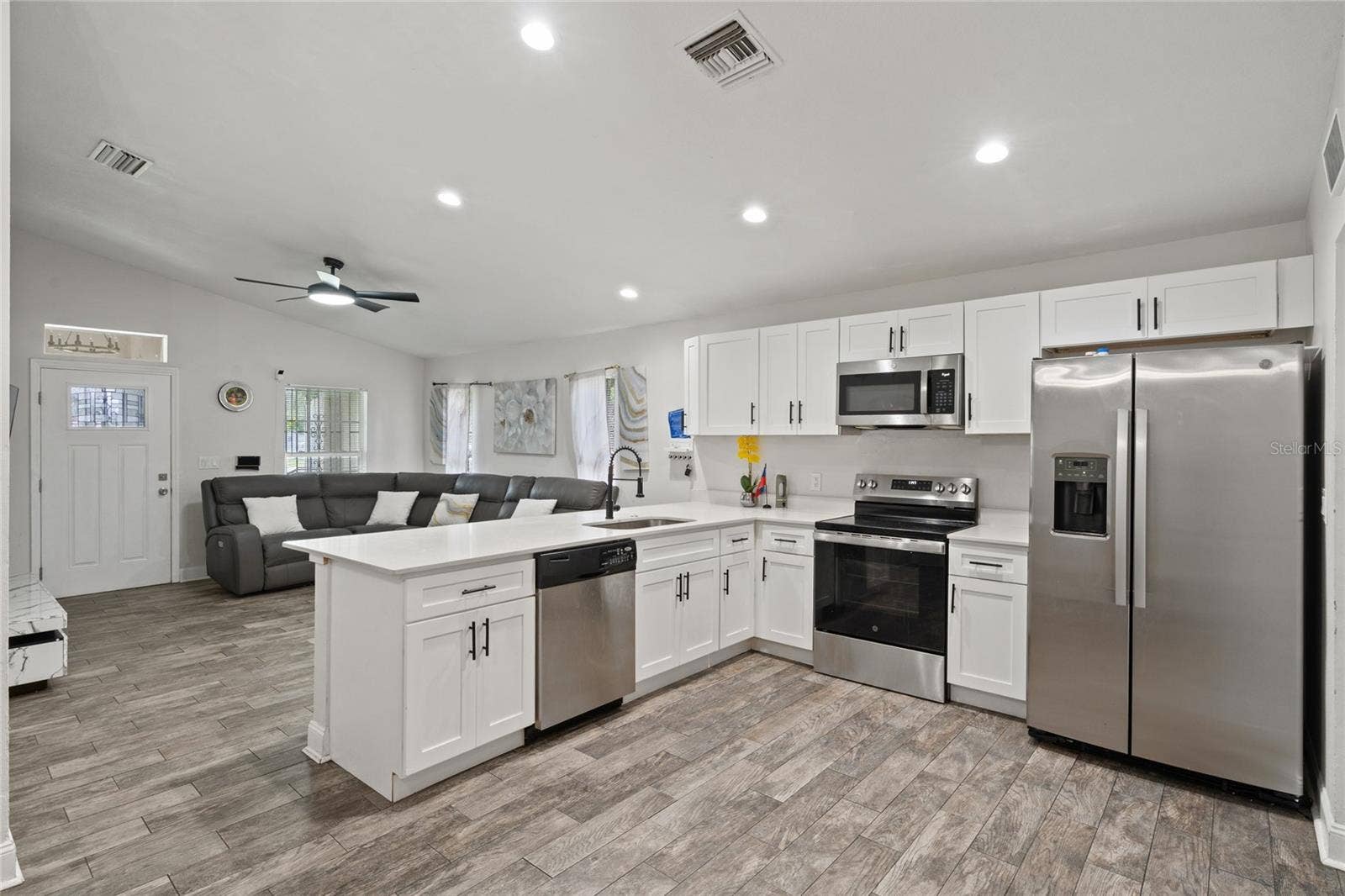 4453 CONLEY ST, Orlando, FL 32811 4453 CONLEY ST, Orlando, FL 32811