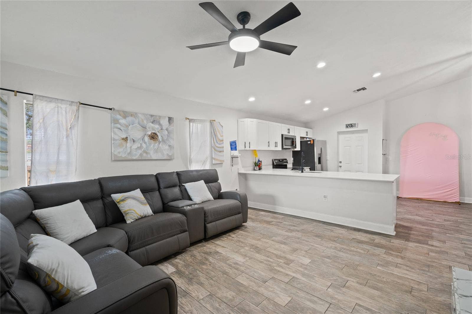 4453 CONLEY ST, Orlando, FL 32811 4453 CONLEY ST, Orlando, FL 32811