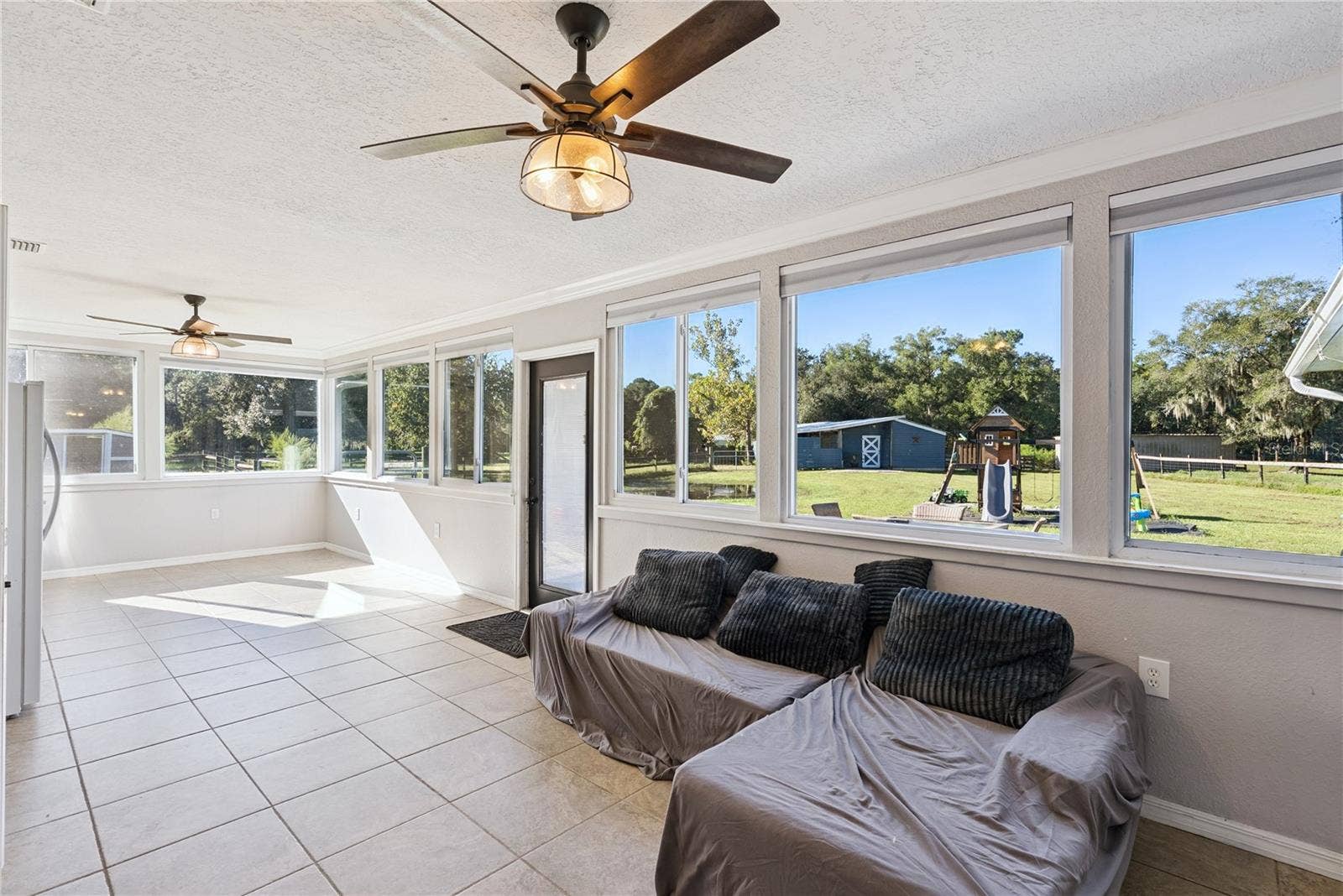 1350 ARAPAHO TRAIL, Geneva, FL 32732 Sunroom