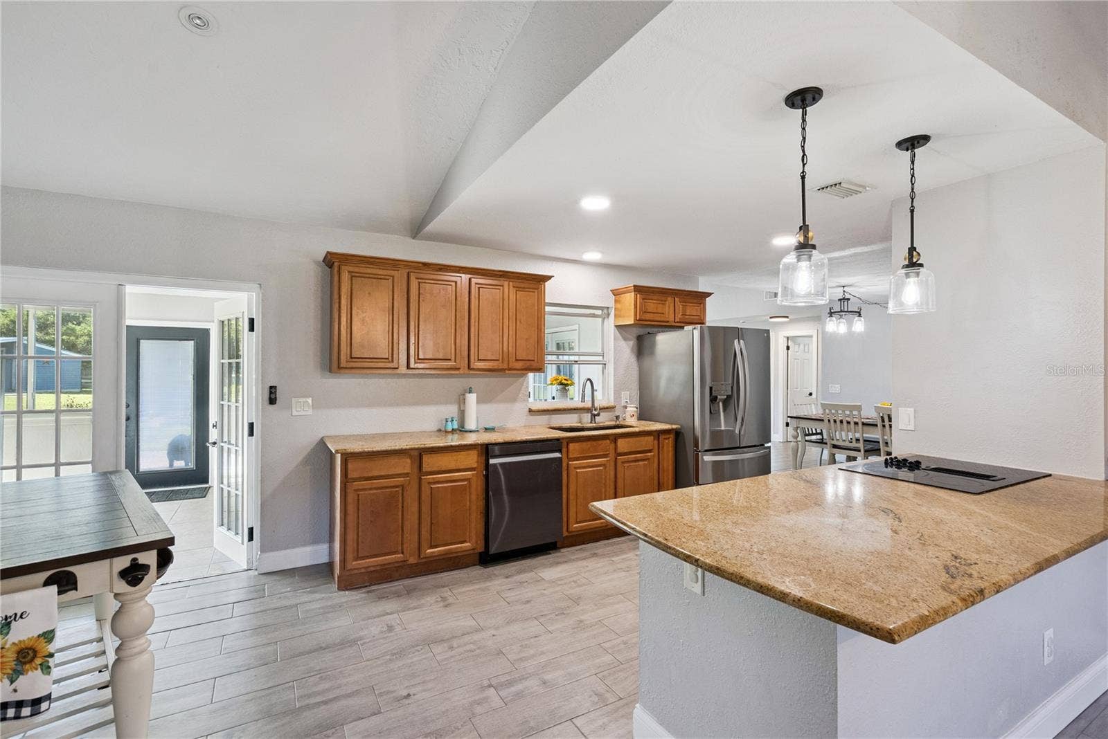 1350 ARAPAHO TRAIL, Geneva, FL 32732 1350 ARAPAHO TRAIL, Geneva, FL 32732