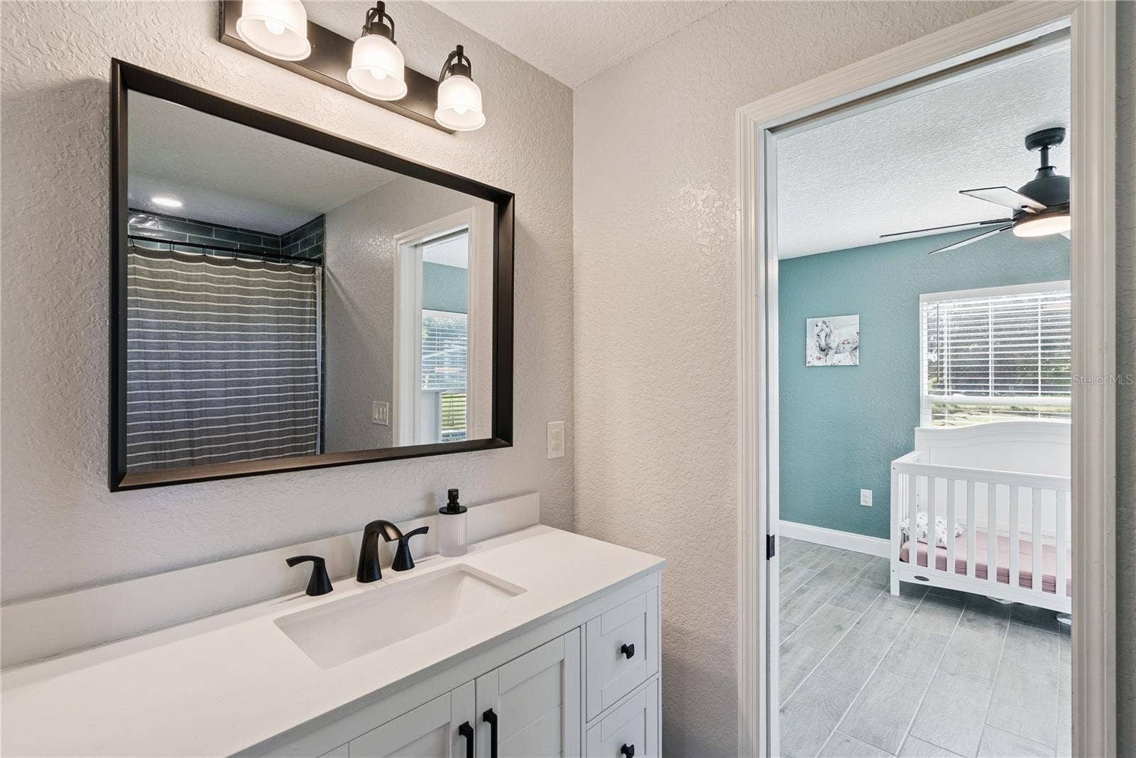 1350 ARAPAHO TRAIL, Geneva, FL 32732 Bathroom 4
