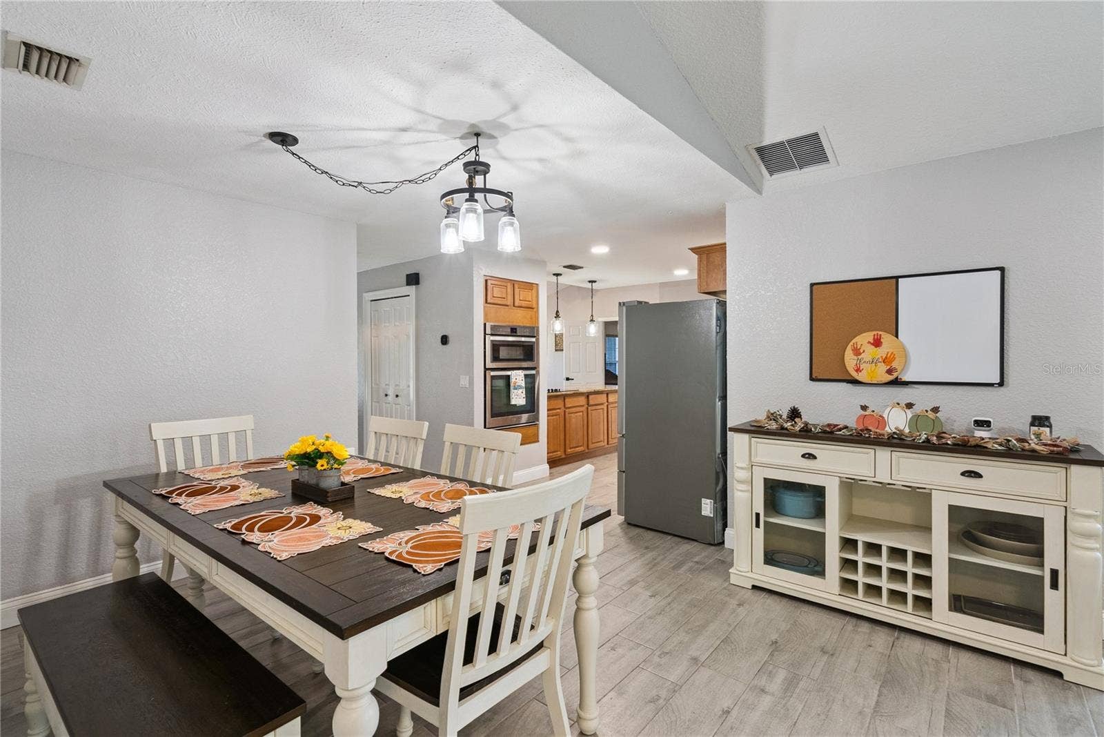 1350 ARAPAHO TRAIL, Geneva, FL 32732 1350 ARAPAHO TRAIL, Geneva, FL 32732