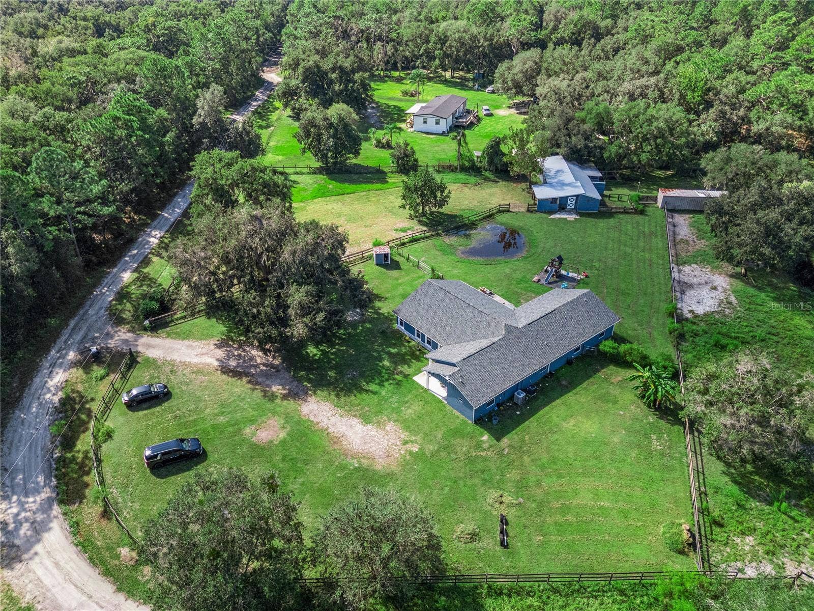 1350 ARAPAHO TRAIL, Geneva, FL 32732 1350 ARAPAHO TRAIL, Geneva, FL 32732
