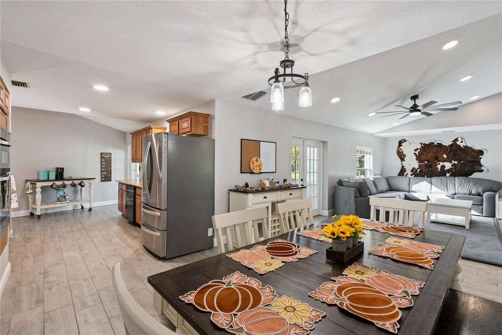 1350 ARAPAHO TRAIL, Geneva, FL 32732 1350 ARAPAHO TRAIL, Geneva, FL 32732