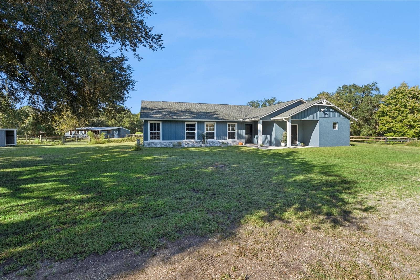 1350 ARAPAHO TRAIL, Geneva, FL 32732 1350 ARAPAHO TRAIL, Geneva, FL 32732