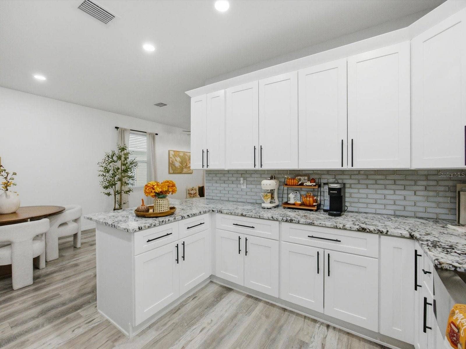 820 PECAN AVENUE, Sanford, FL 32771 820 PECAN AVENUE, Sanford, FL 32771