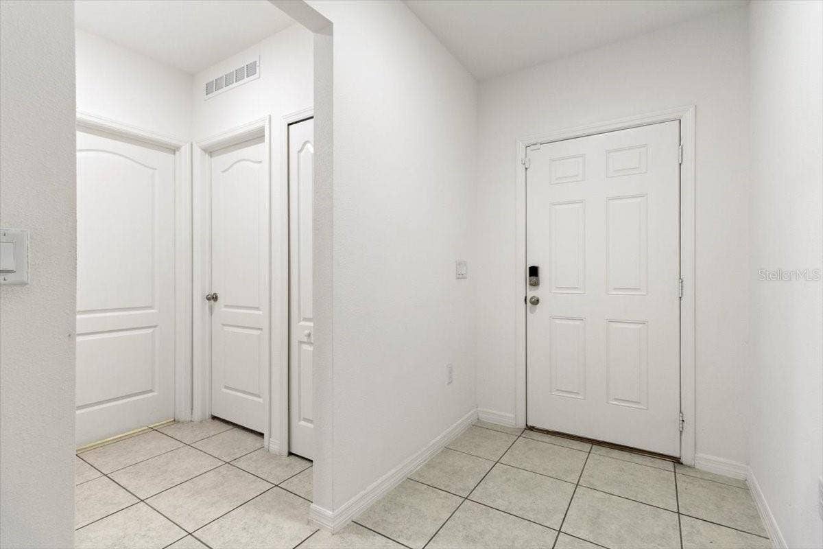 1200 WAHNETA DRIVE, Kissimmee, FL 34759