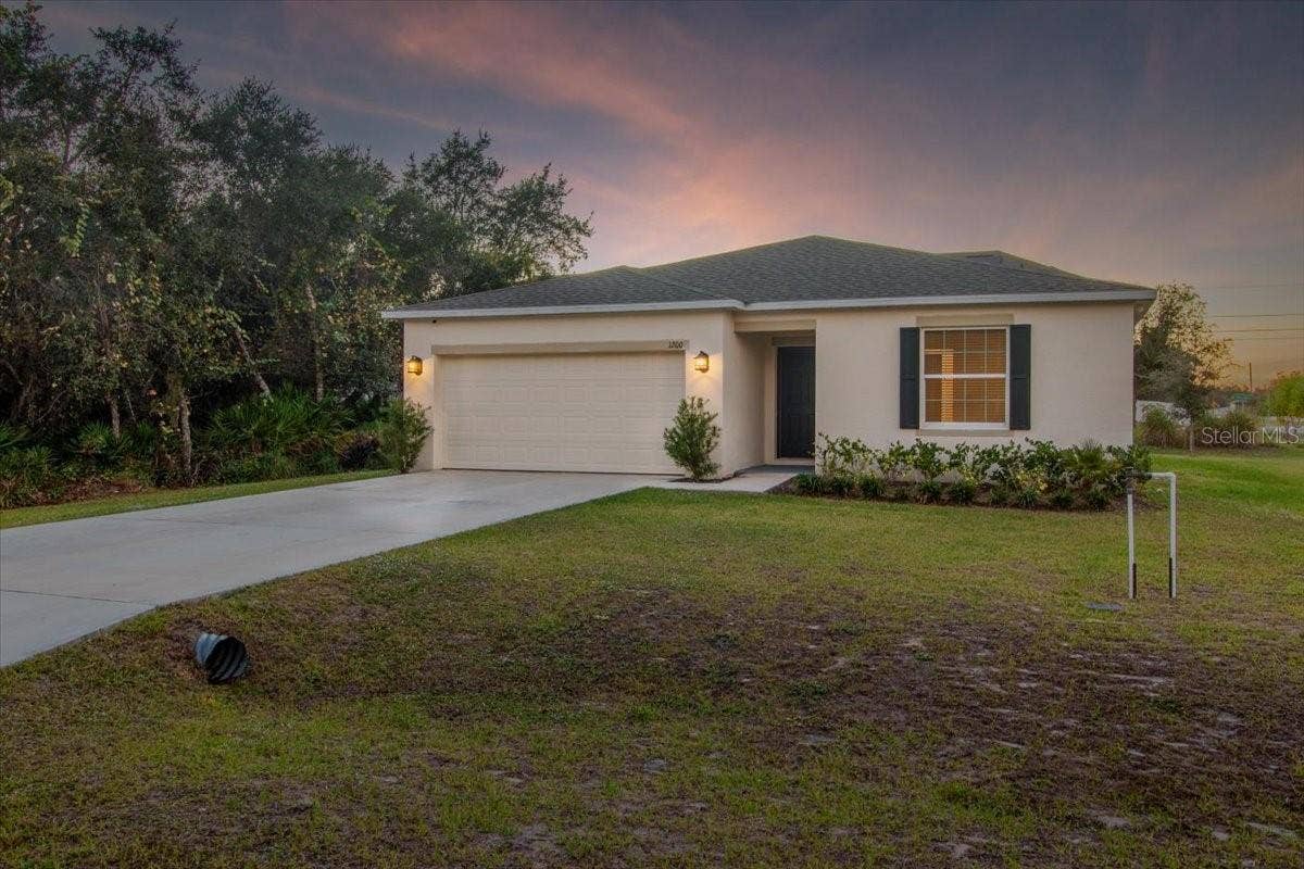 1200 WAHNETA DRIVE, Kissimmee, FL 34759