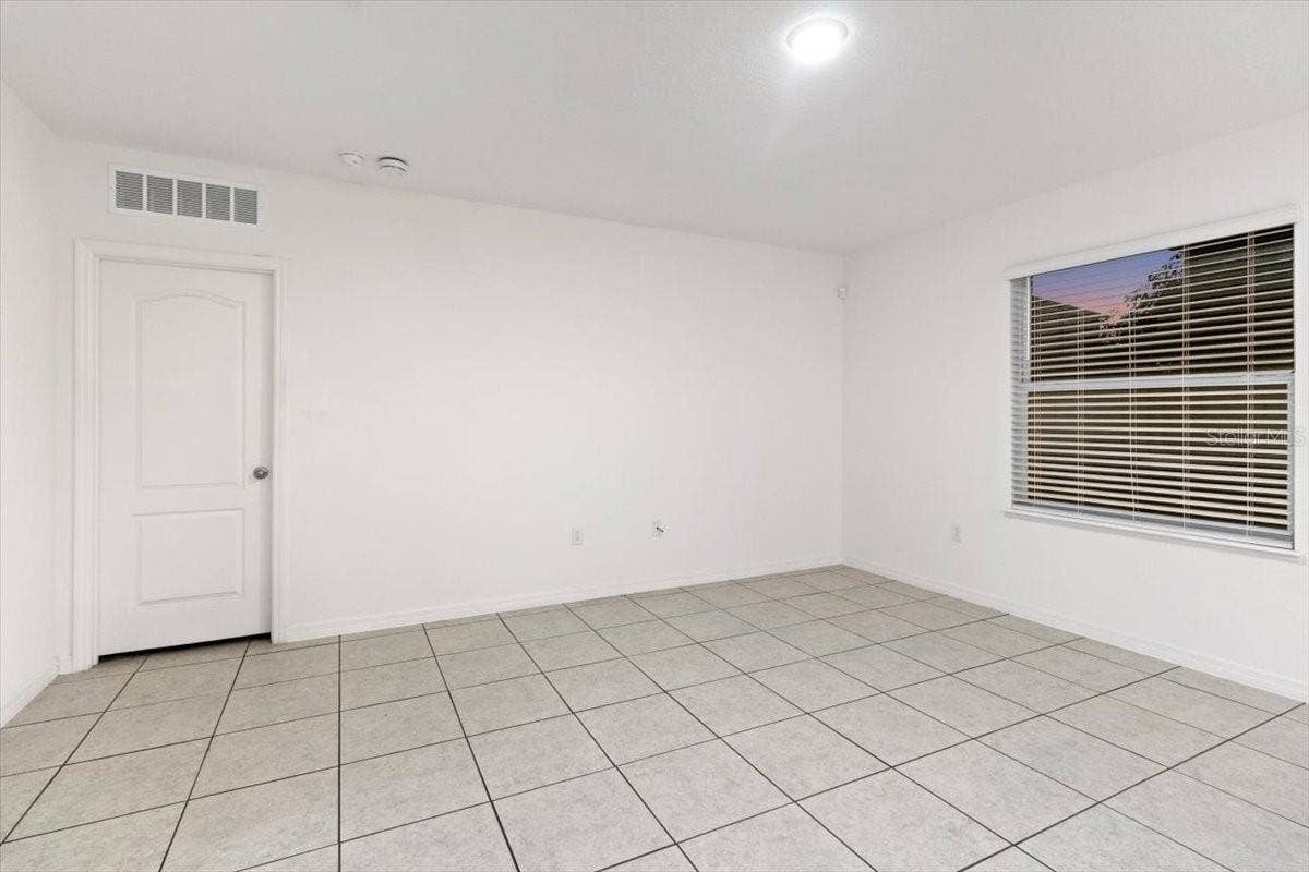 1200 WAHNETA DRIVE, Kissimmee, FL 34759