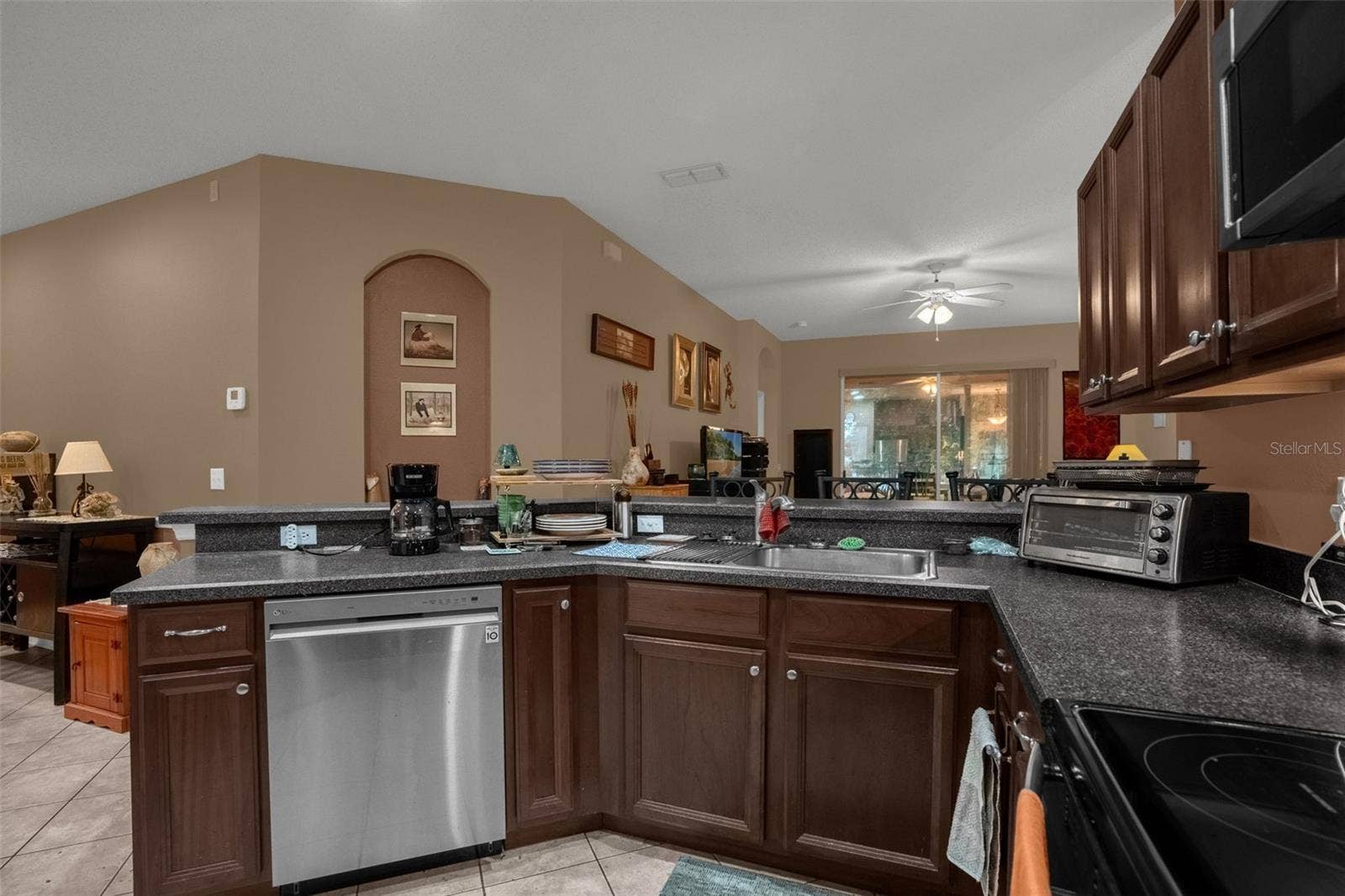 8002 SAINT ANDREWS WAY, Mount Dora, FL 32757