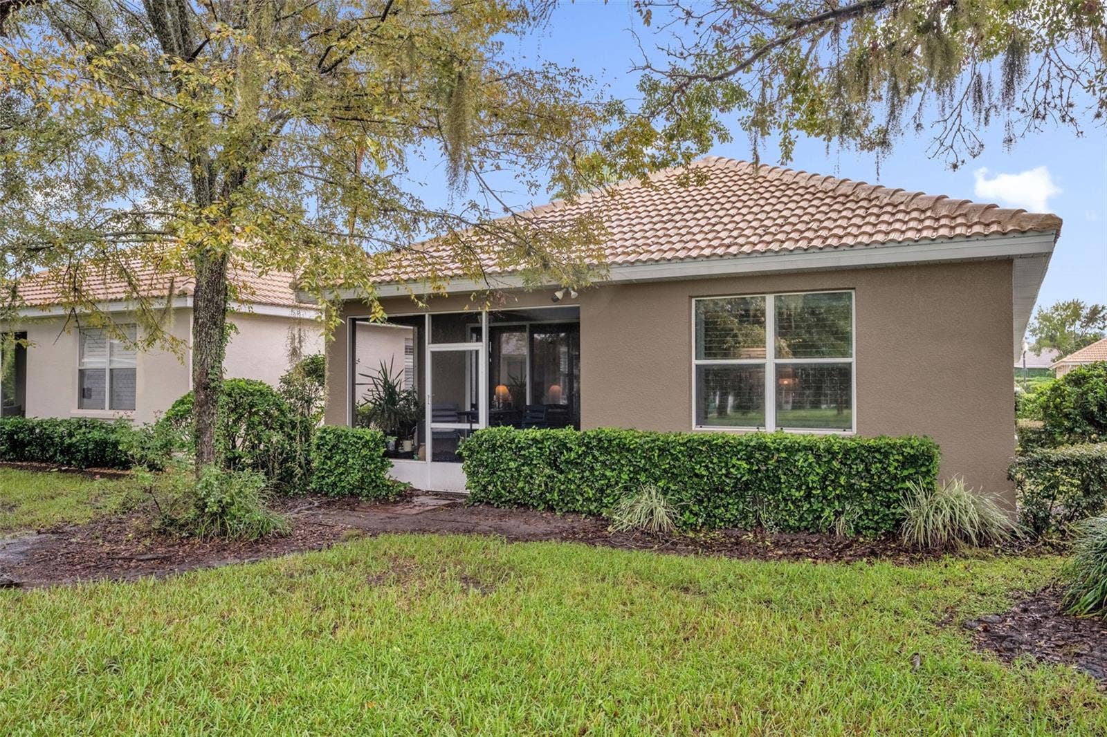 8002 SAINT ANDREWS WAY, Mount Dora, FL 32757