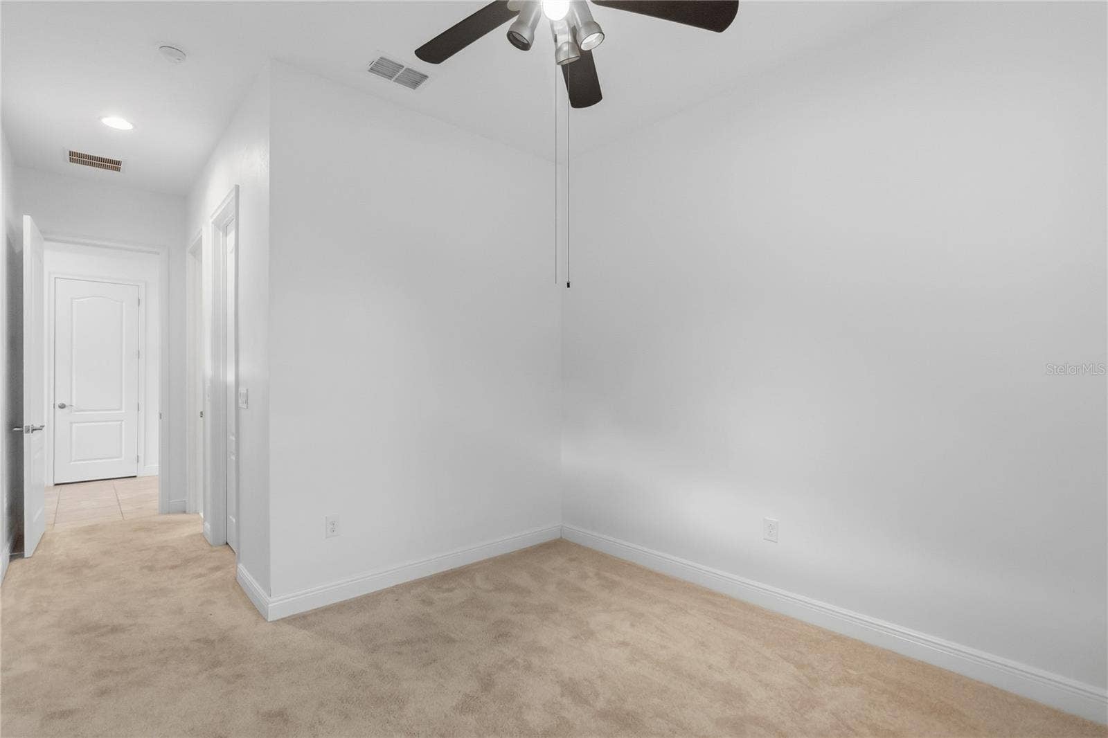4918 DRAWDY COURT, St Cloud, FL 34772 4918 DRAWDY COURT, St Cloud, FL 34772