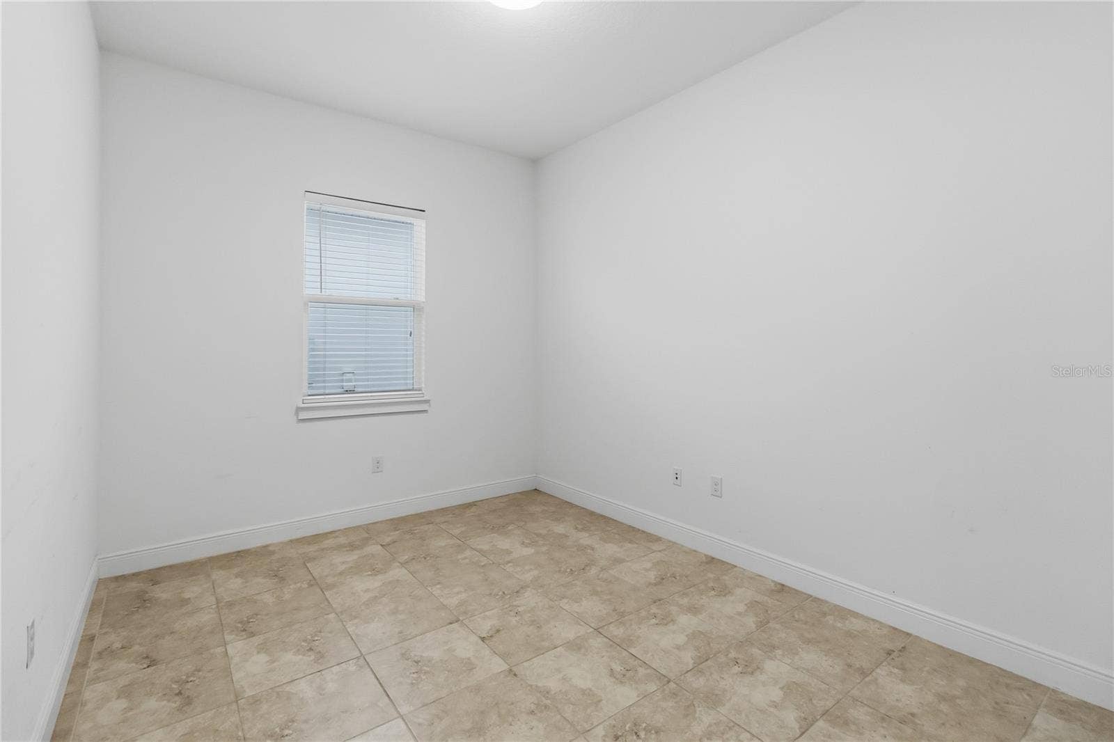 4918 DRAWDY COURT, St Cloud, FL 34772 4918 DRAWDY COURT, St Cloud, FL 34772
