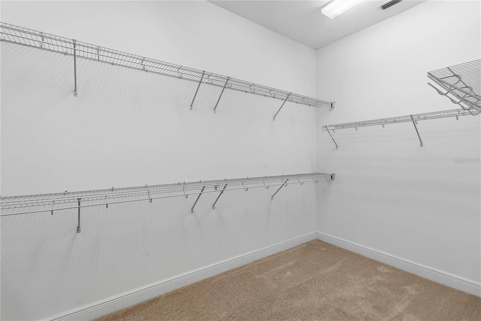 4918 DRAWDY COURT, St Cloud, FL 34772 4918 DRAWDY COURT, St Cloud, FL 34772
