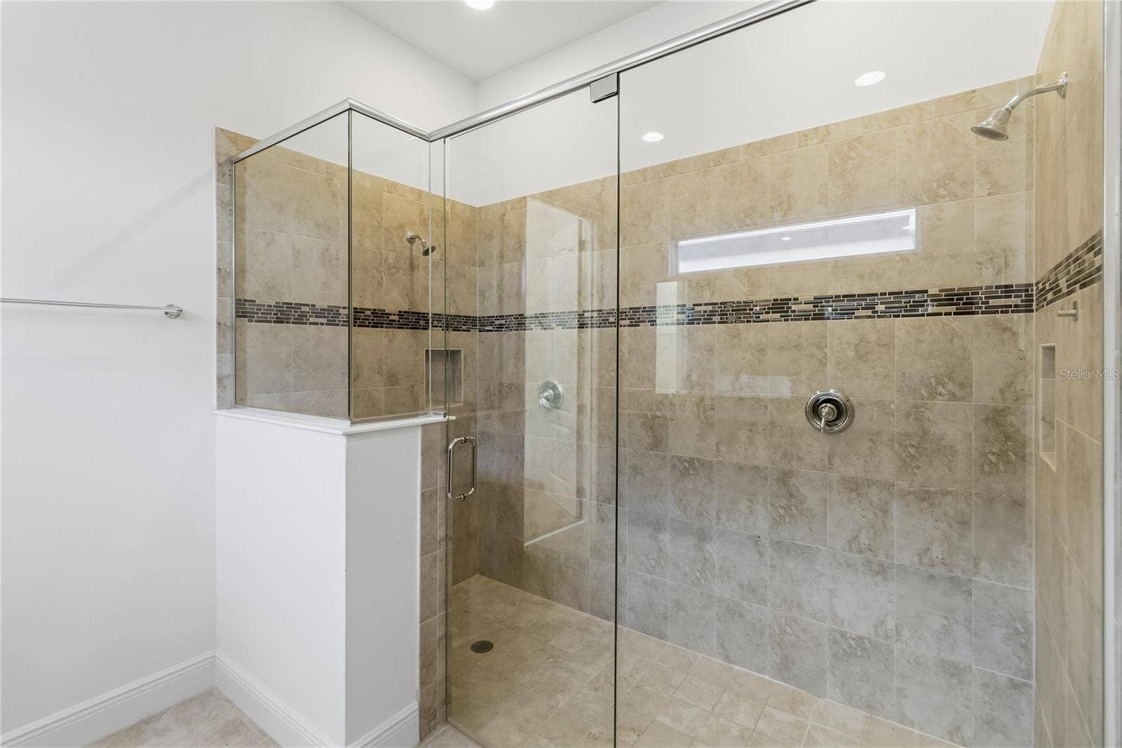 4918 DRAWDY COURT, St Cloud, FL 34772 4918 DRAWDY COURT, St Cloud, FL 34772