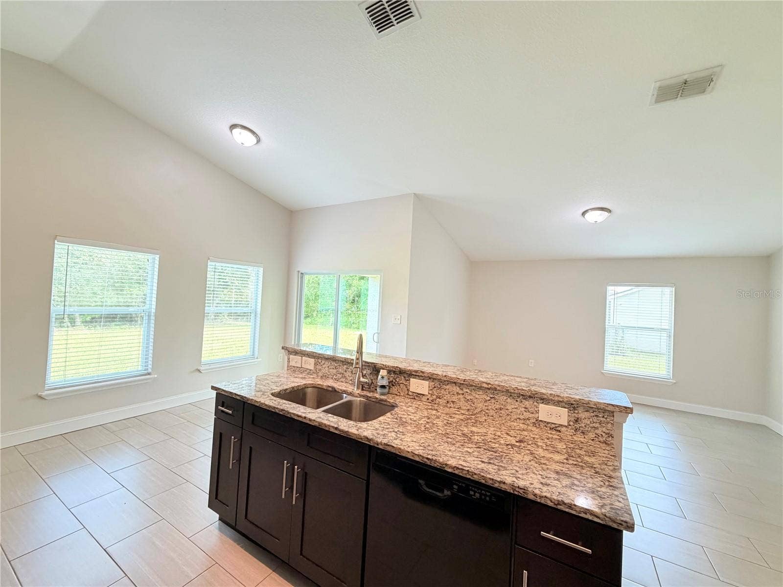 3124 N COVINGTON DRIVE, Deltona, FL 32738