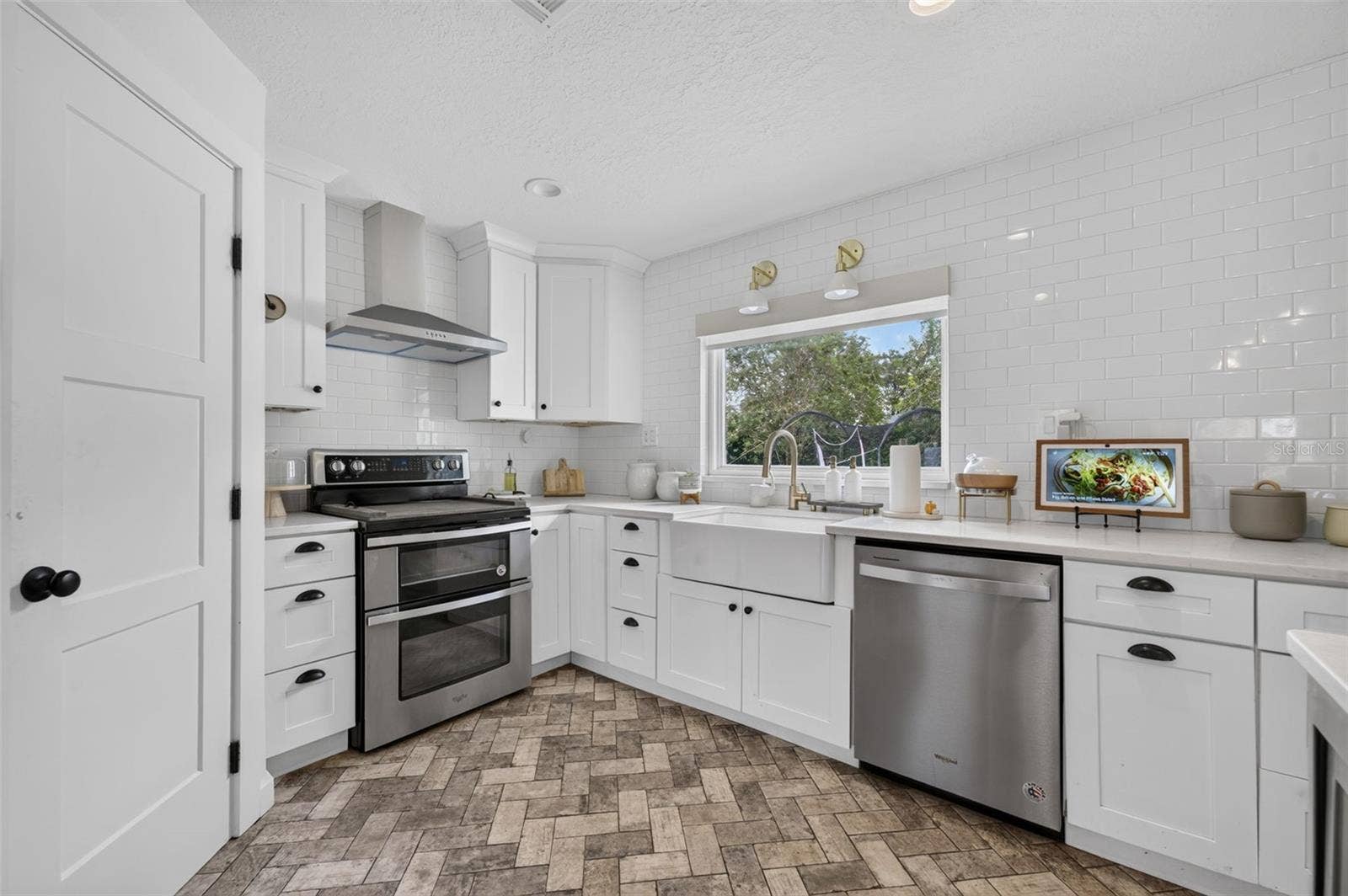2050 THUNDERBIRD TRAIL, Maitland, FL 32751