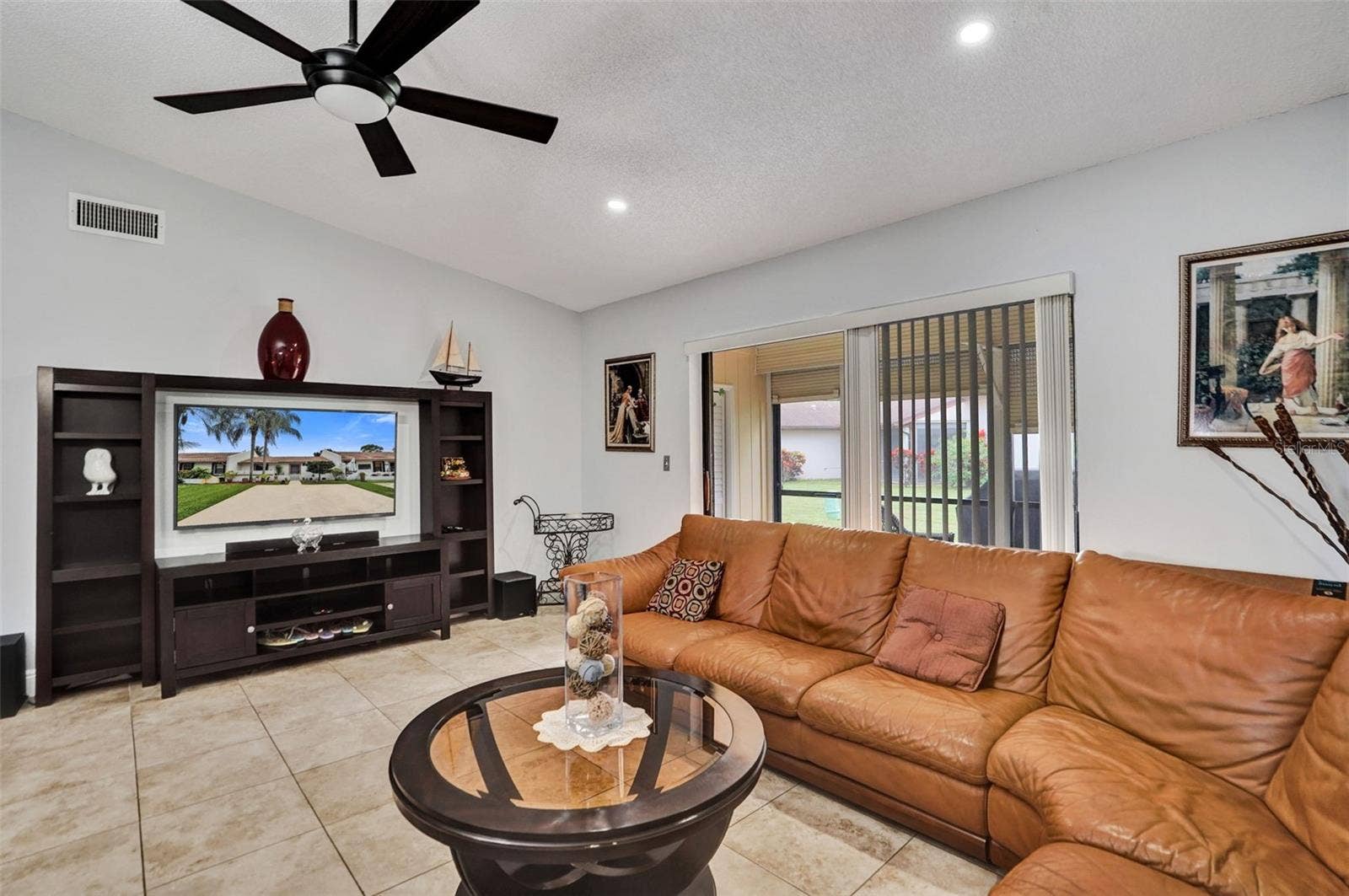 6120 FAIRFIELD CIRCLE, Greenacres, FL 33463 Living room