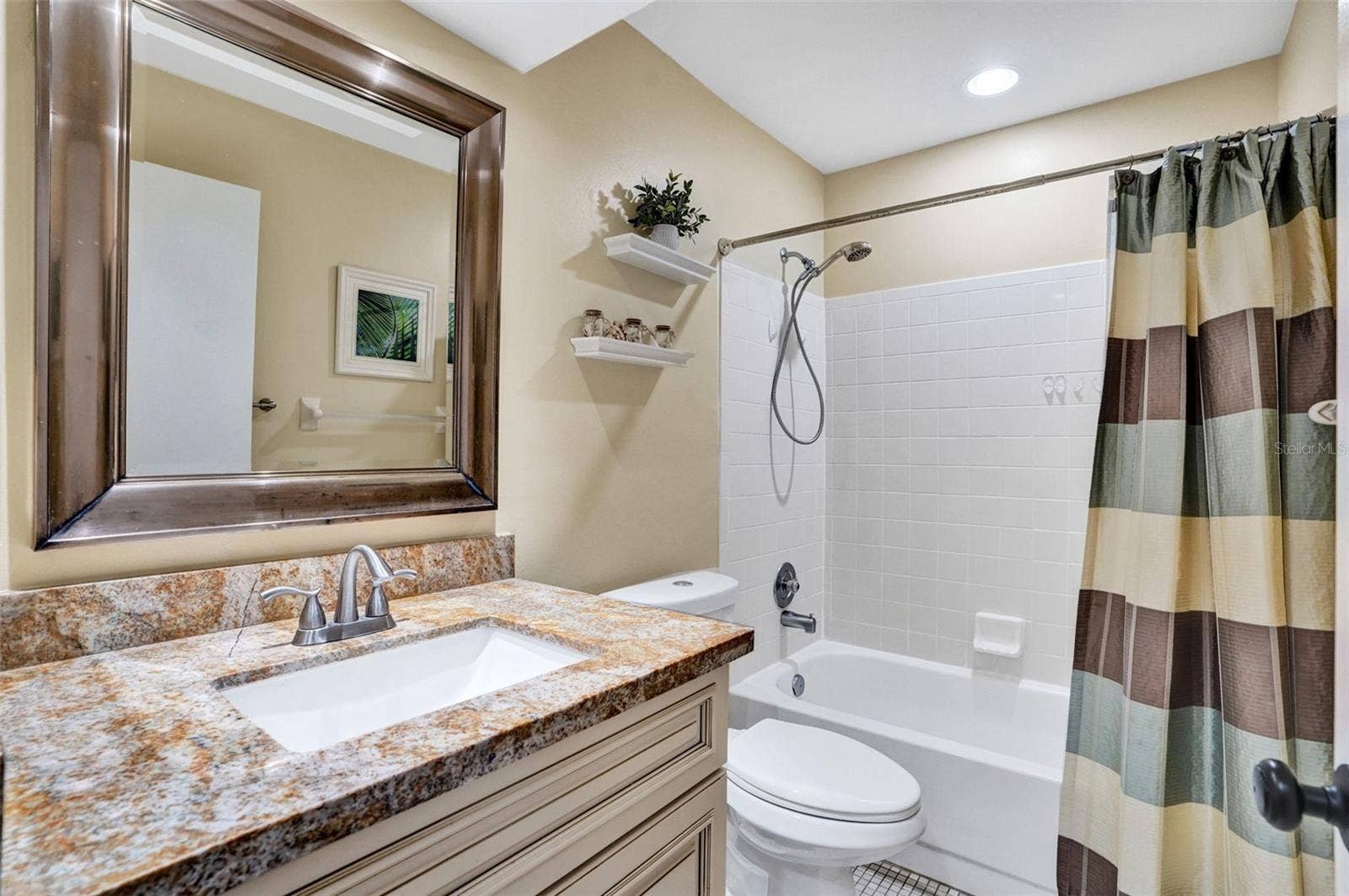 6120 FAIRFIELD CIRCLE, Greenacres, FL 33463 Bathroom #2