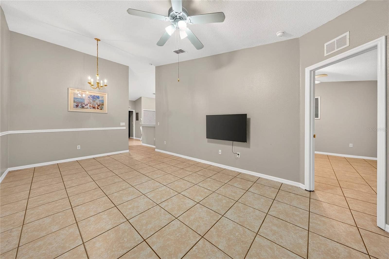 8831 GRAND PALMS CIR, APT B, Kissimmee, FL 34747 8831 GRAND PALMS CIR, APT B, Kissimmee, FL 34747