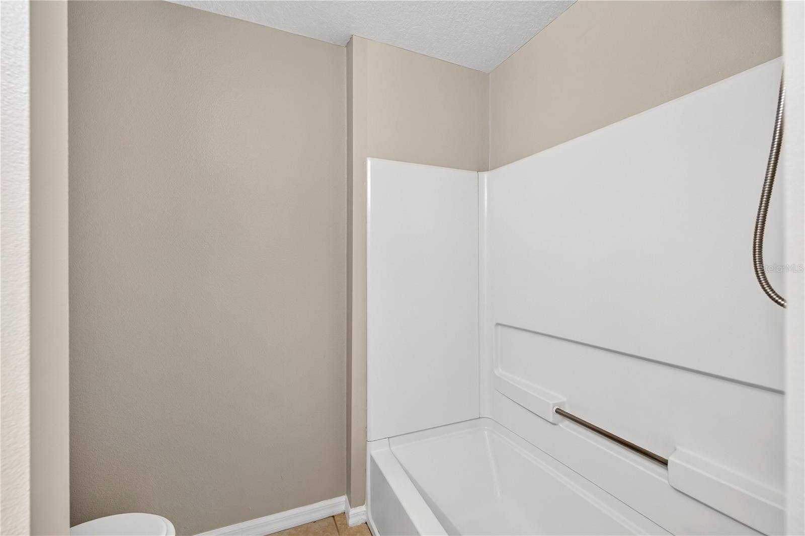 8831 GRAND PALMS CIR, APT B, Kissimmee, FL 34747 8831 GRAND PALMS CIR, APT B, Kissimmee, FL 34747