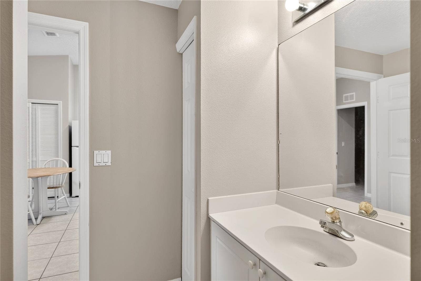 8831 GRAND PALMS CIR, APT B, Kissimmee, FL 34747 8831 GRAND PALMS CIR, APT B, Kissimmee, FL 34747