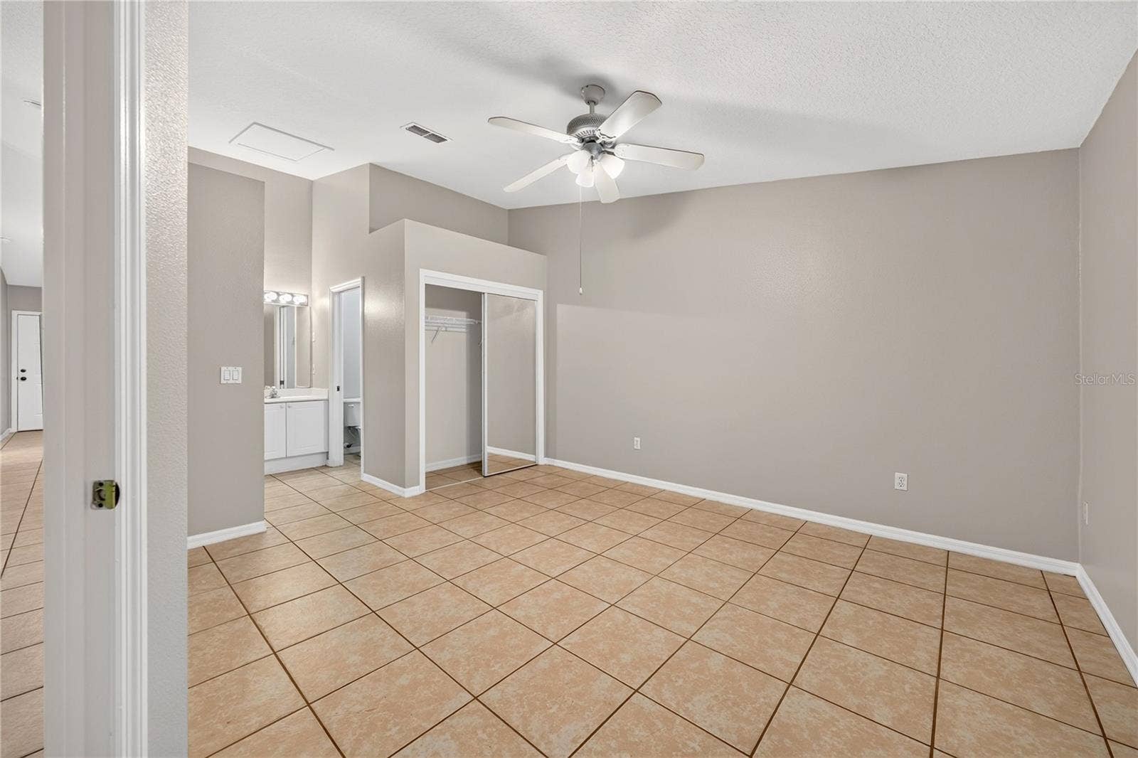 8831 GRAND PALMS CIR, APT B, Kissimmee, FL 34747 8831 GRAND PALMS CIR, APT B, Kissimmee, FL 34747
