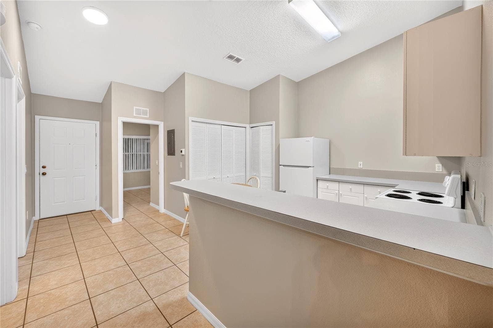 8831 GRAND PALMS CIR, APT B, Kissimmee, FL 34747 8831 GRAND PALMS CIR, APT B, Kissimmee, FL 34747