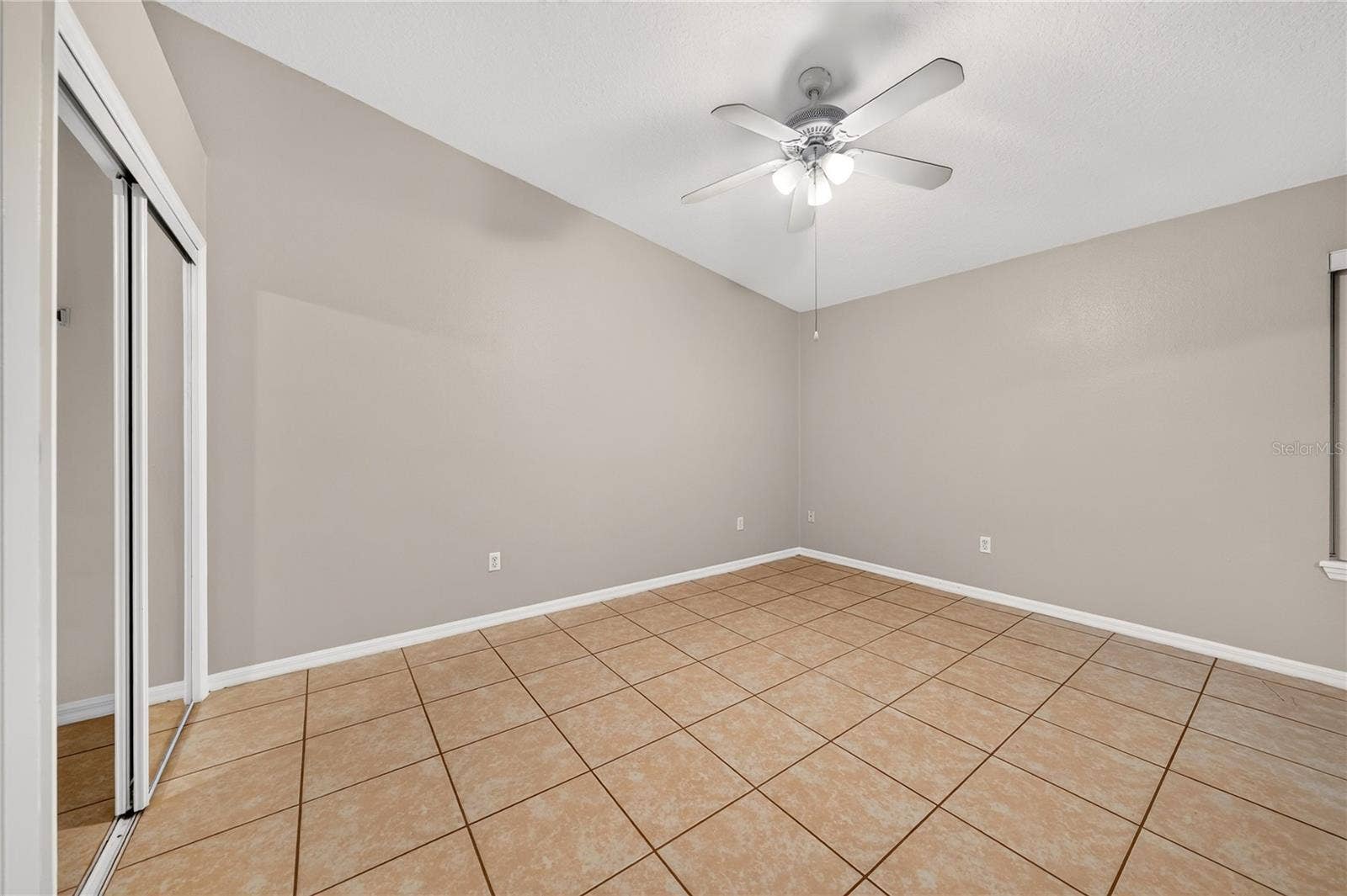 8831 GRAND PALMS CIR, APT B, Kissimmee, FL 34747 8831 GRAND PALMS CIR, APT B, Kissimmee, FL 34747