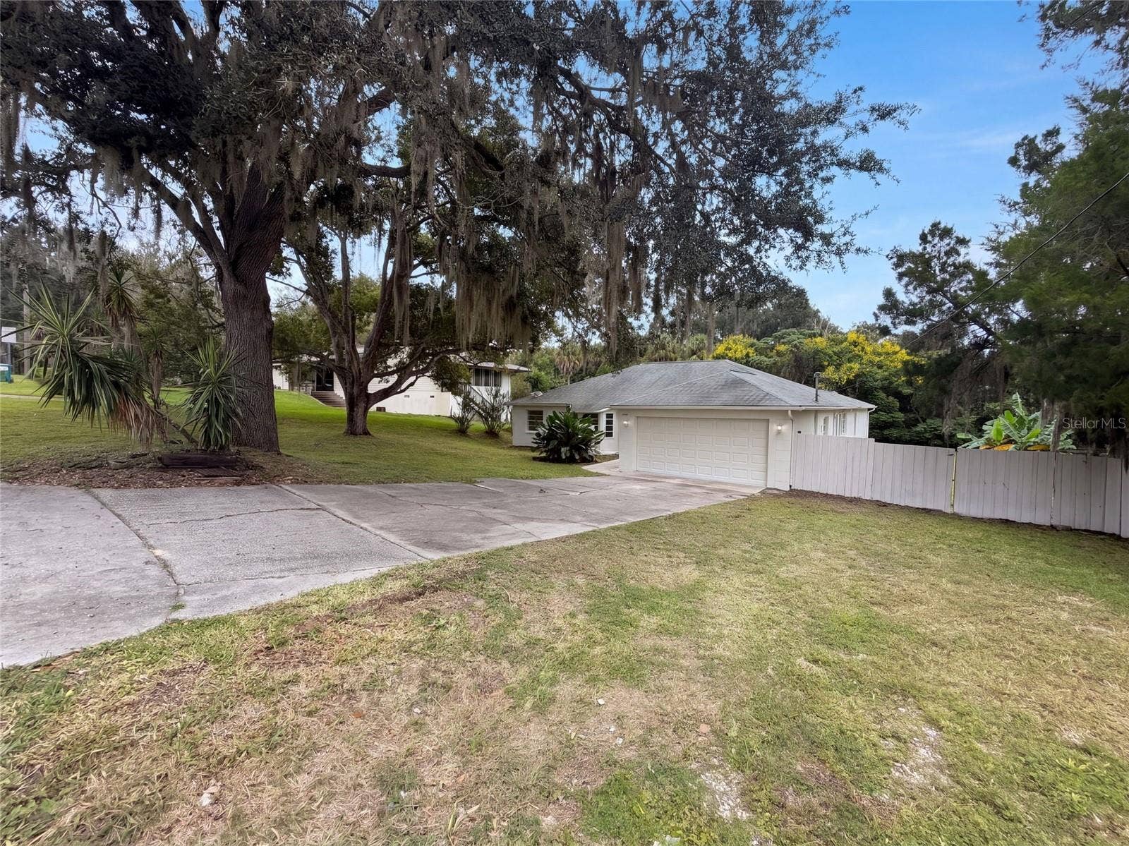 12054 JOE HERRMANN DRIVE, San Antonio, FL 33576 12054 JOE HERRMANN DRIVE, San Antonio, FL 33576