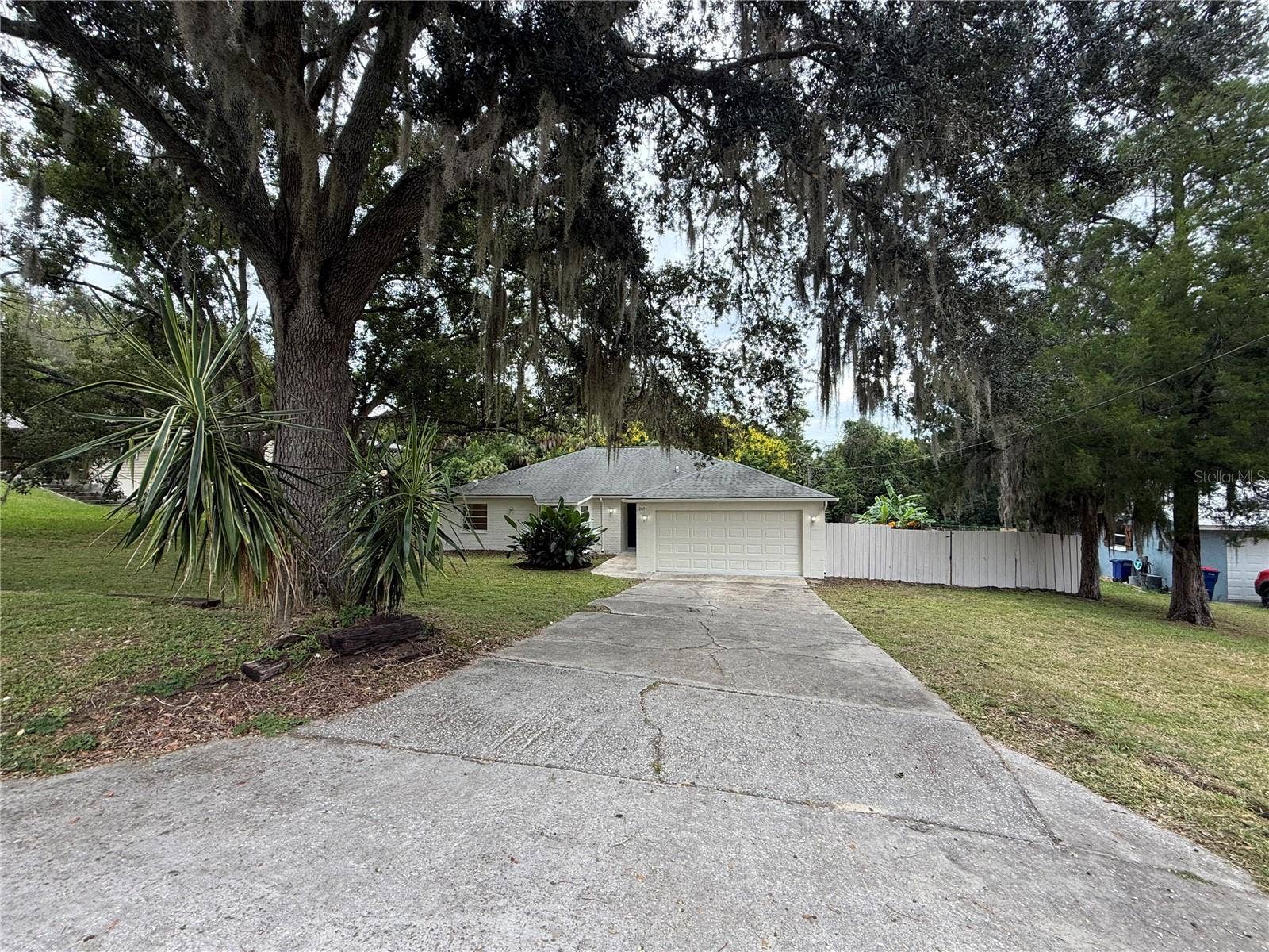 12054 JOE HERRMANN DRIVE, San Antonio, FL 33576 12054 JOE HERRMANN DRIVE, San Antonio, FL 33576