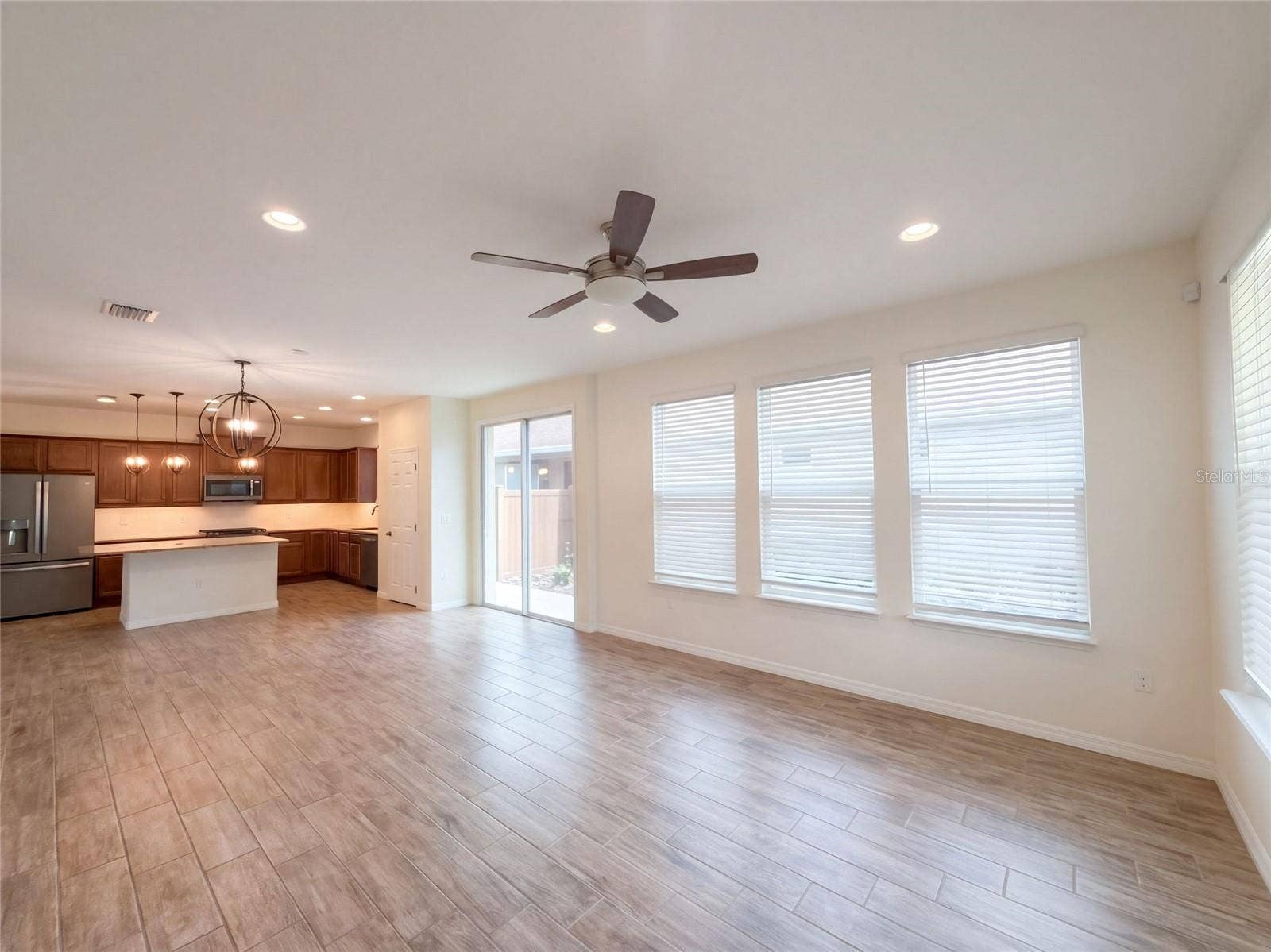 394 ALCOVE DRIVE, Groveland, FL 34736 394 ALCOVE DRIVE, Groveland, FL 34736