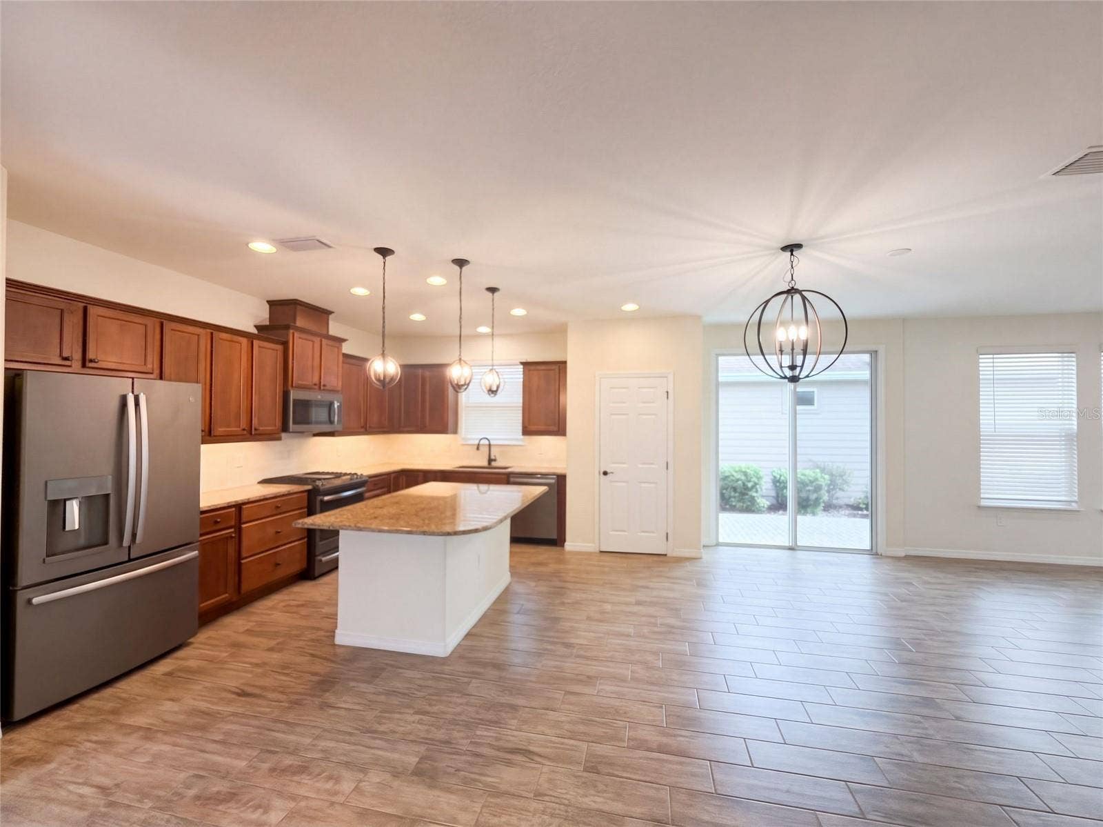 394 ALCOVE DRIVE, Groveland, FL 34736 394 ALCOVE DRIVE, Groveland, FL 34736