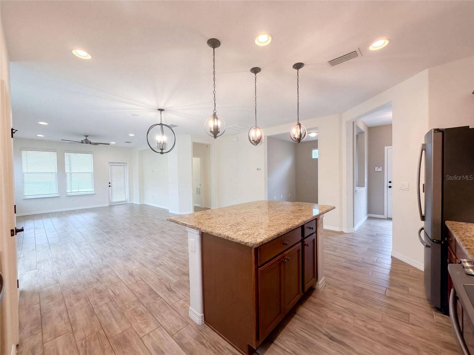 394 ALCOVE DRIVE, Groveland, FL 34736 394 ALCOVE DRIVE, Groveland, FL 34736