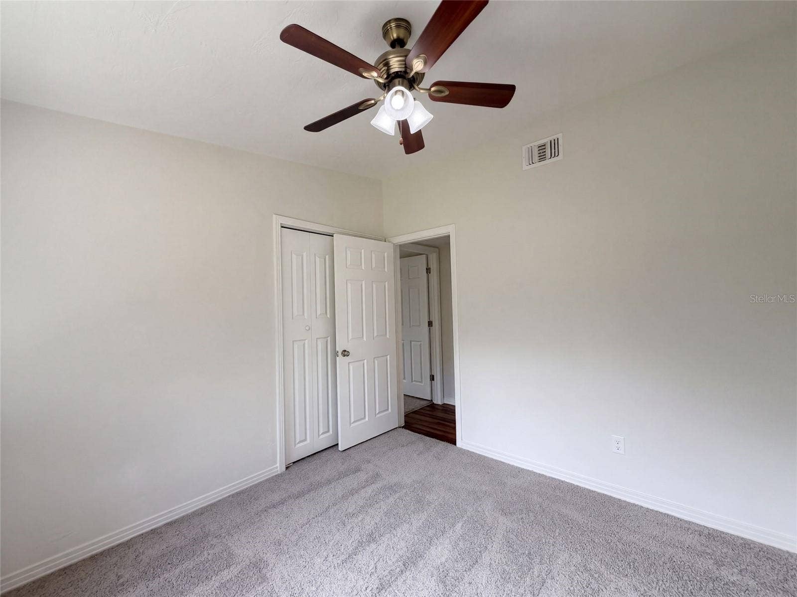 409 BERWICK AVENUE, Temple Terrace, FL 33617