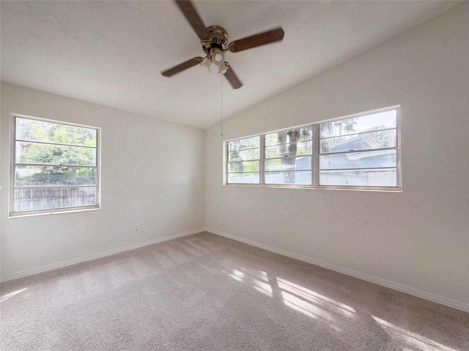 409 BERWICK AVENUE, Temple Terrace, FL 33617