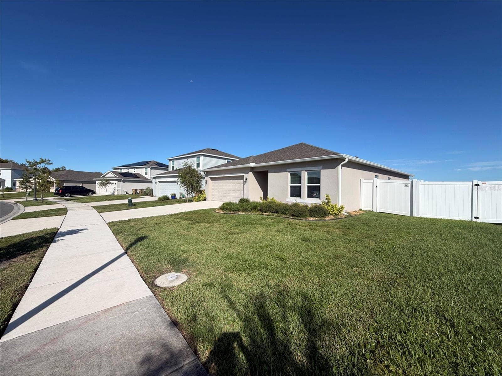 124 CITRINE LOOP, Kissimmee, FL 34758